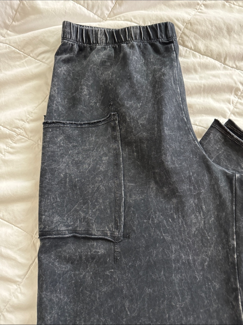 Cotton Lani mineral wash side pocket pants; coal